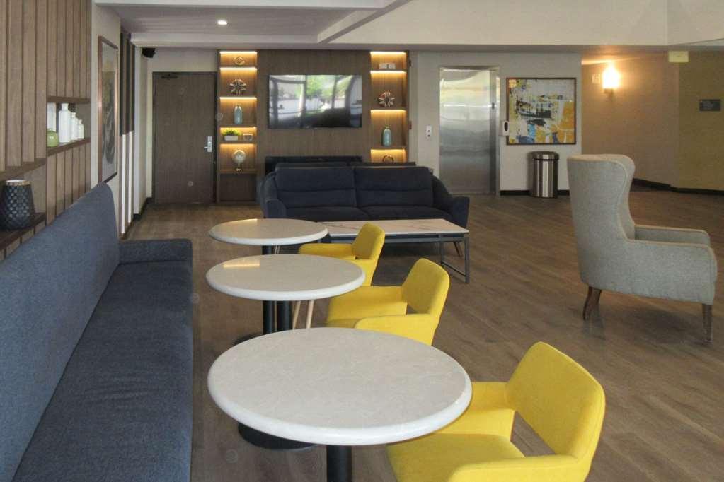 Comfort Inn & Suites Irvine Spectrum Lake Forest Dalaman gambar