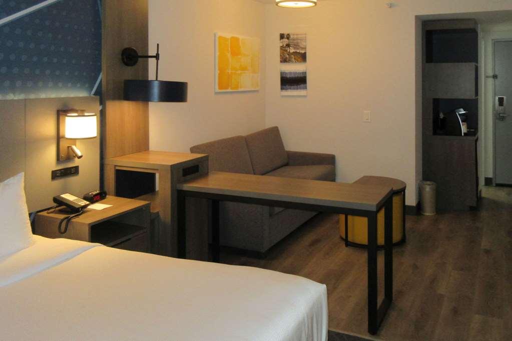 Comfort Inn & Suites Irvine Spectrum Lake Forest Bilik gambar
