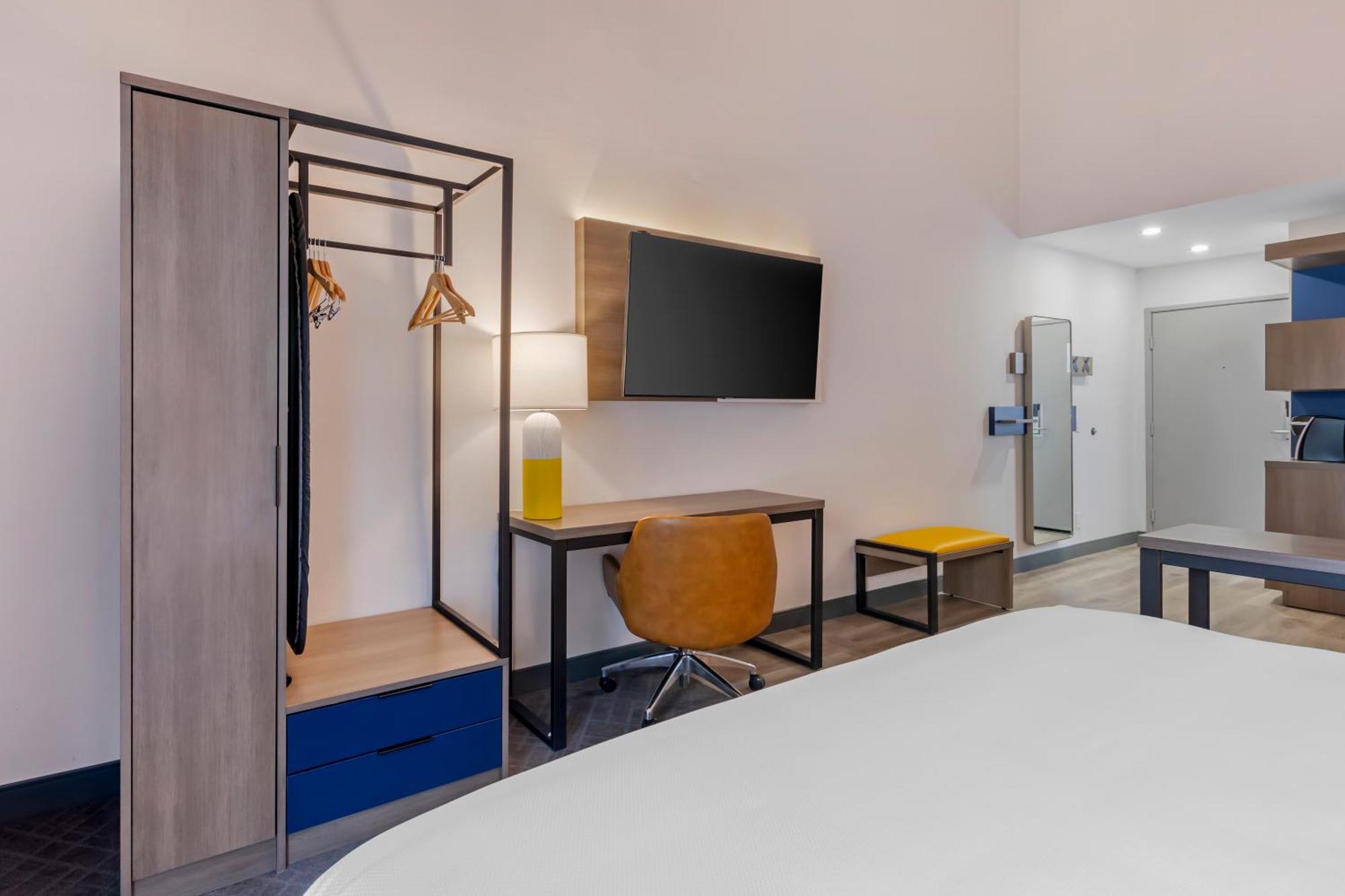 Comfort Inn & Suites Irvine Spectrum Lake Forest Bilik gambar